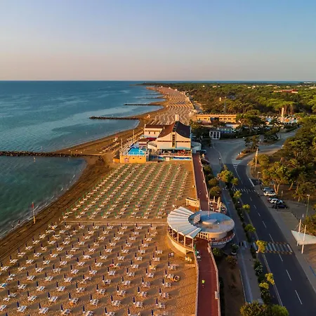 Διαμέρισμα Near The In Lignano *